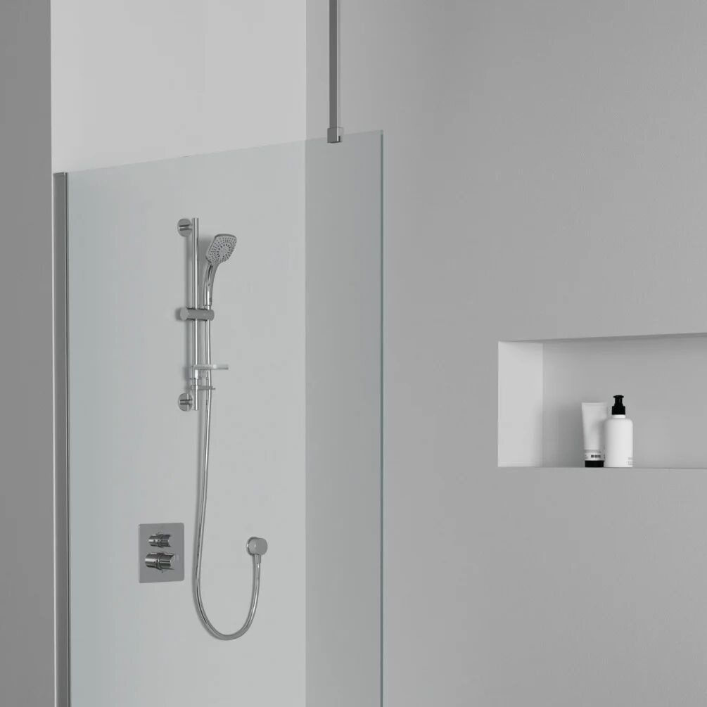 Lifestyle image of Ideal Standard i.life Silver Ceiling Wetroom Bracing Bar